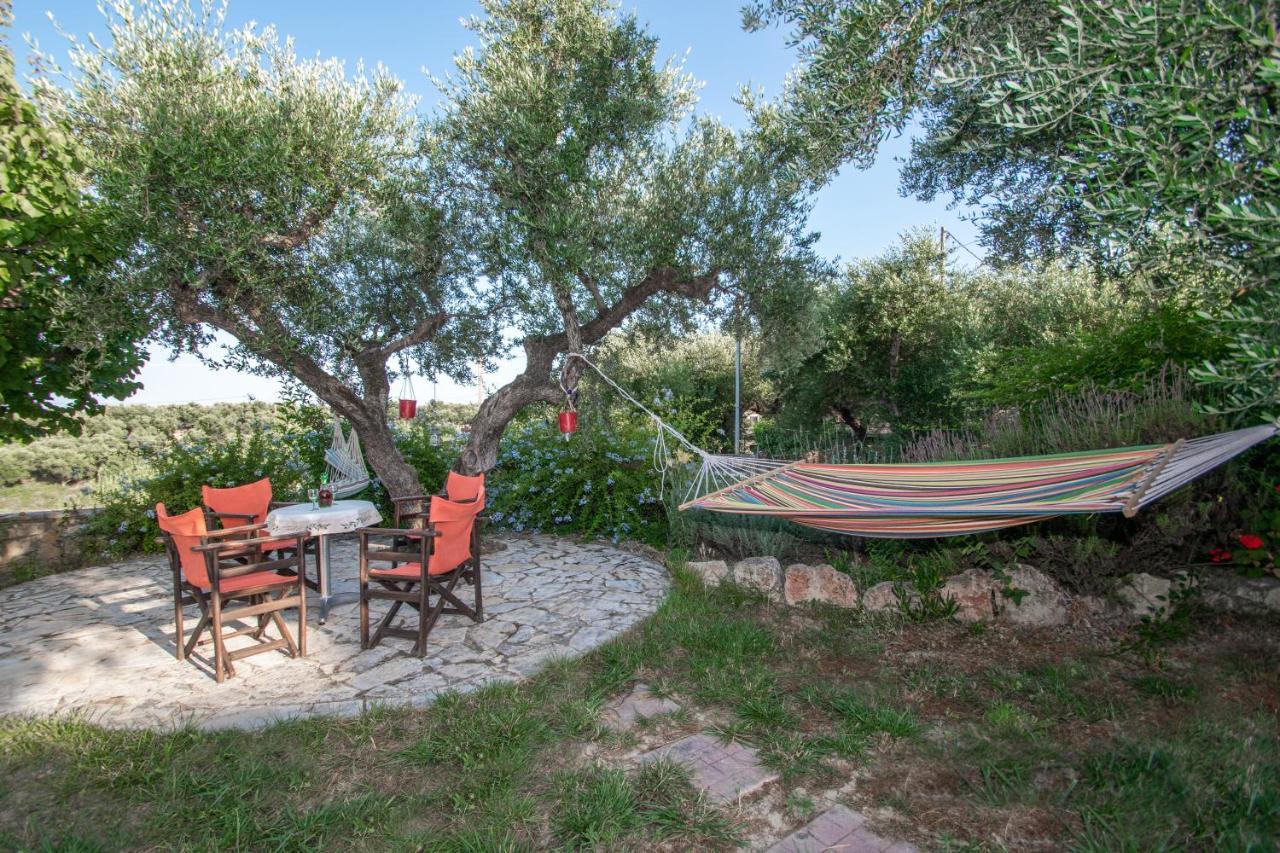 Villa Zoi Méson Yerakaríon Exterior foto