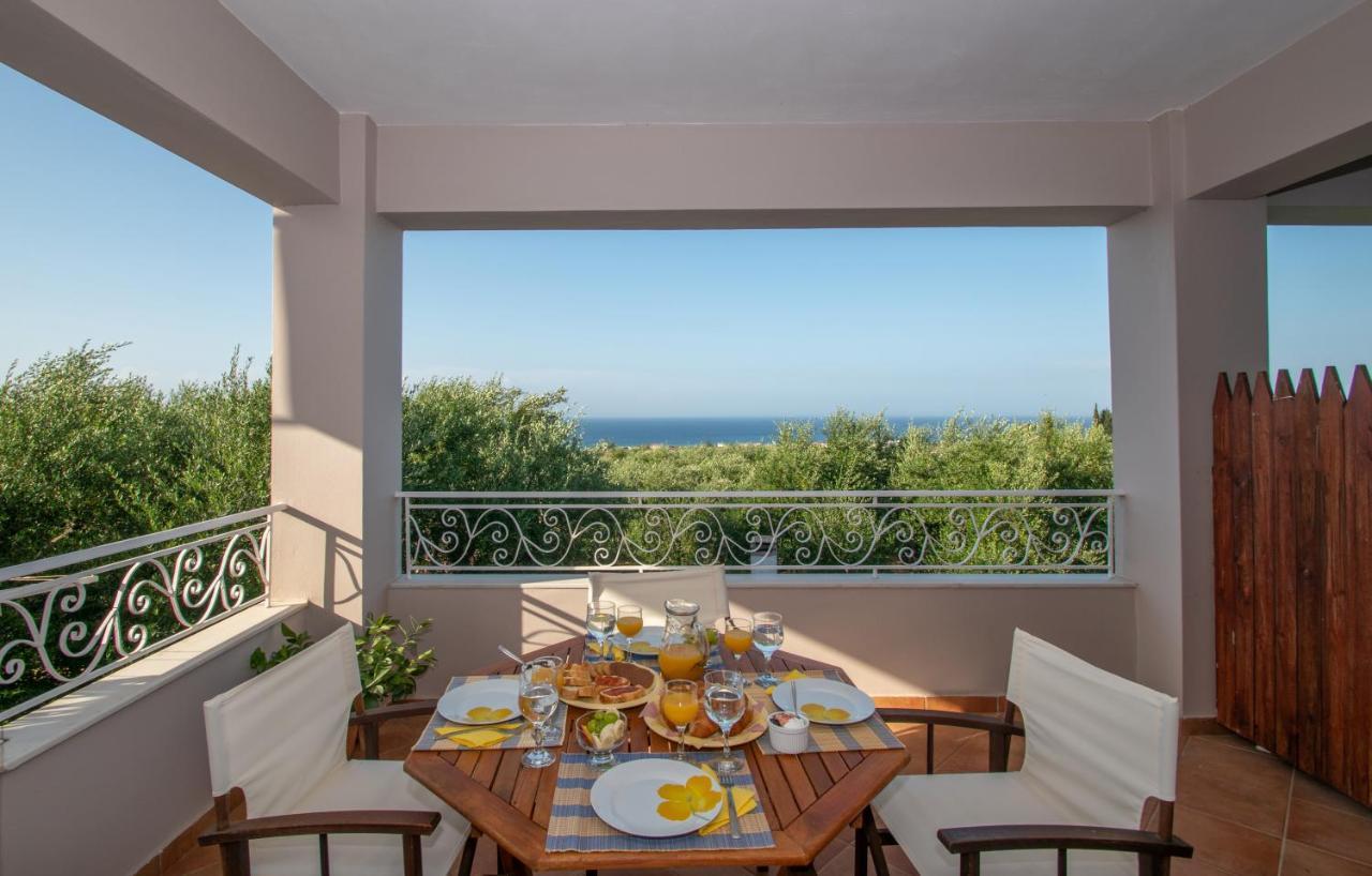 Villa Zoi Méson Yerakaríon Exterior foto