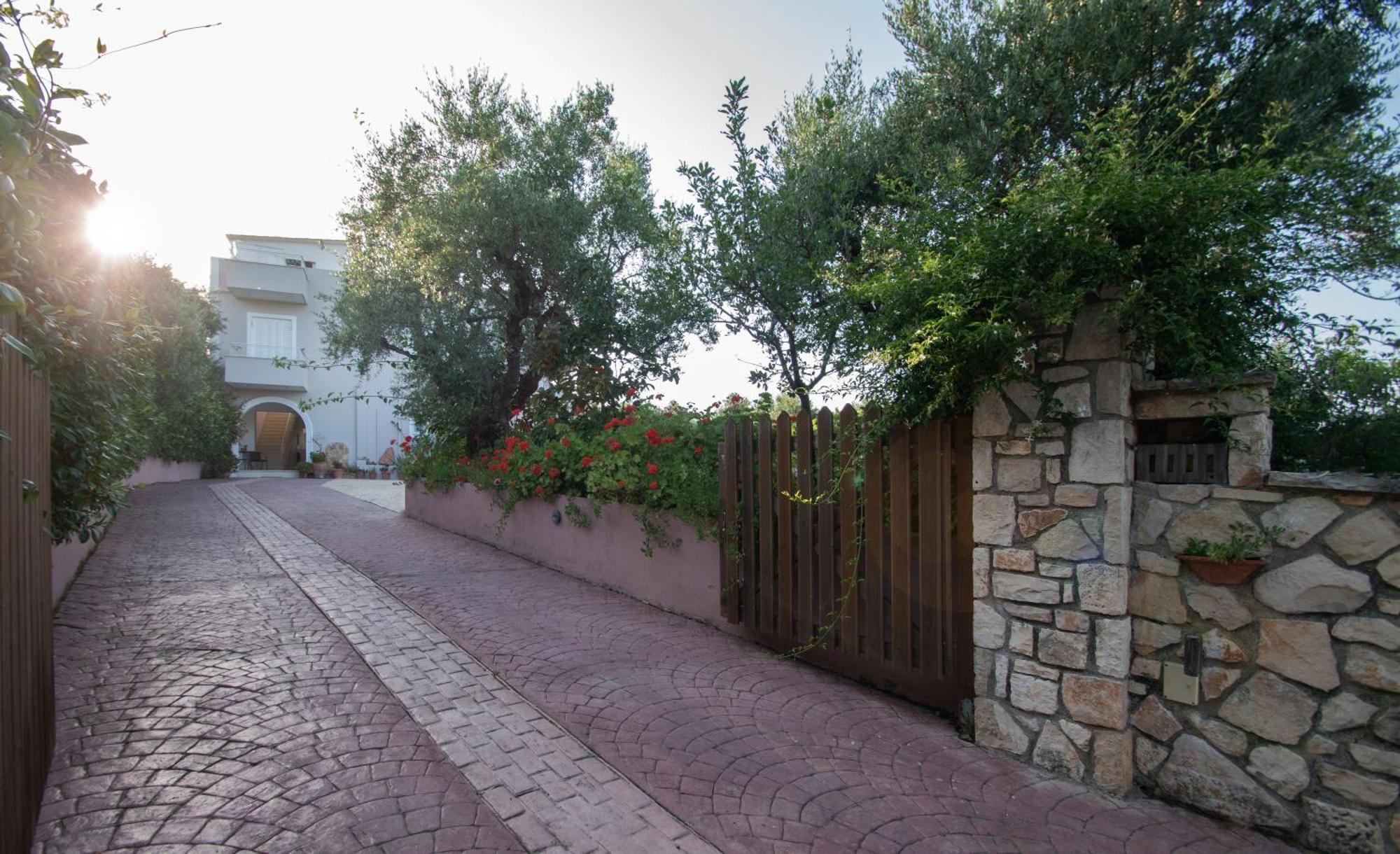Villa Zoi Méson Yerakaríon Exterior foto